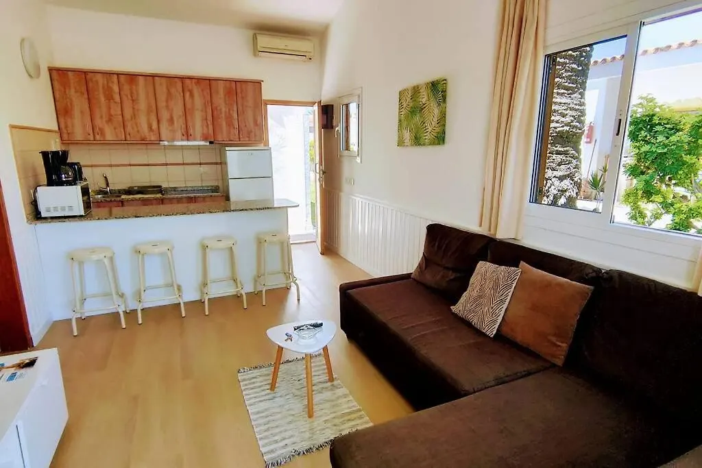 Precioso Bungalow 12 普拉亚戴尔雷安格莱斯 0*,  西班牙